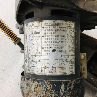 マキタ B125 メタルバンドソー 【リライズ野田愛宕店】【店頭取引限定】【中古】管理番号：ITD244MKKQ1Cの画像