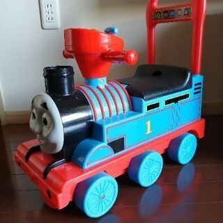 THOMAS　乗り物　トイザらス玩具のおまけ付きの画像
