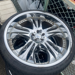 275/30zr24