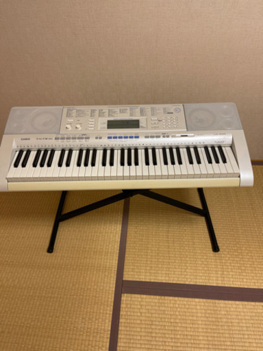 ジャンク品　電子キーボード