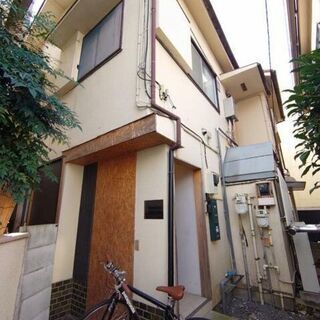 フリーレント１ヵ月　デザイナーズ物件　駐輪場無料　角部屋　都営三...