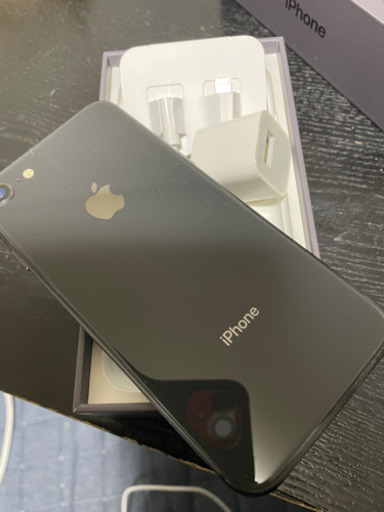 超美品　iPhone8 64GB スペースグレイ