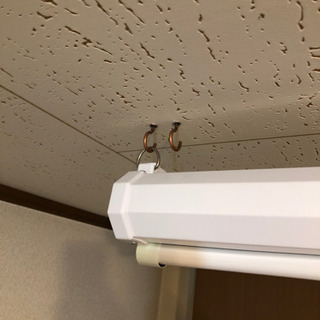 まだ有ります  プロジェクターロールスクリーン　100インチの画像