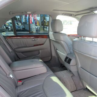自社で分割で車が買えます。トヨタ　セルシオ　値下げしました☻の画像