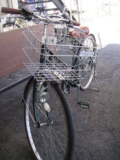 26インチ シティサイクル　a.n.design works  ６段切替 　カゴ付き　自転車