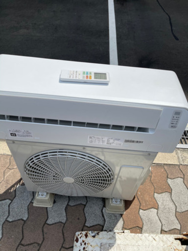 エアコン12畳用、6畳用2台まとめて❣️
