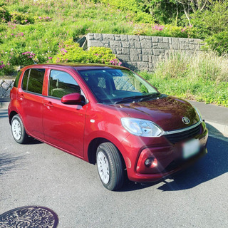 トヨタ！パッソ！走行800キロ！！車検令和3年10月！ナビ、地デジ！