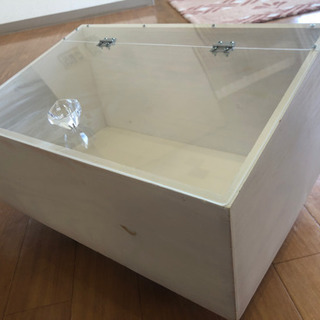 キャスター付き　大きな小物入れの画像