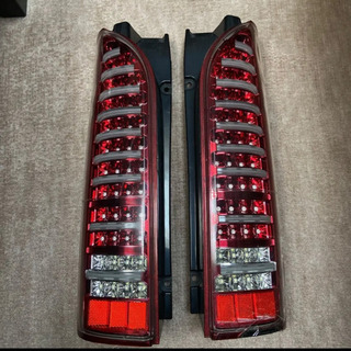 ハイエースLEDテール
