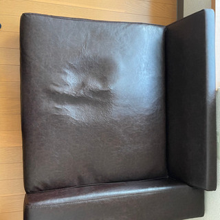 本格的なソファ　お早めにご連絡ください　27日正午迄　御自宅までの運搬も可能の画像
