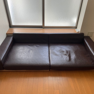 本格的なソファ　お早めにご連絡ください　27日正午迄　御自宅まで...