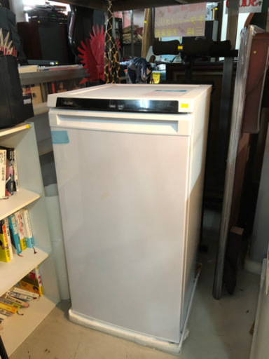 ♦️未使用品♦️電気冷凍庫102L