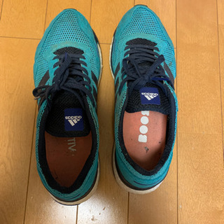 adidas アディダス　ADIZERO ランニングシューズ