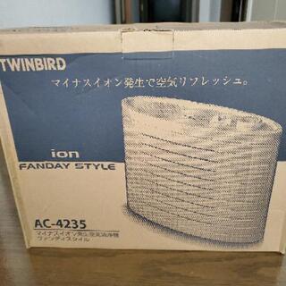 ツインバード製マイナスイオン発生空気清浄機AC-4235
