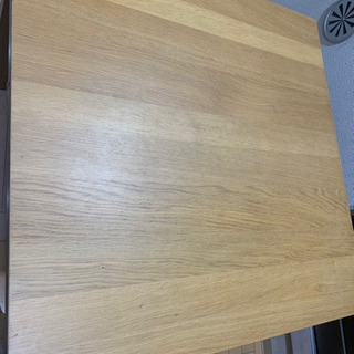 IKEA 伸縮ダイニングテーブルの画像