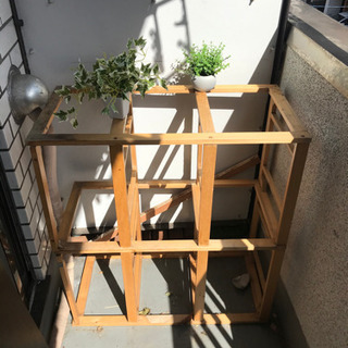 ガーデニングの木製棚