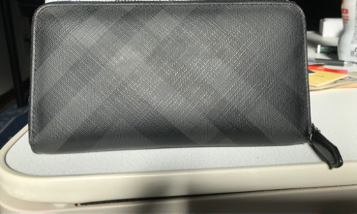 Burberry/バーバリー/財布/ラウンドファスナー/ロンドンチェック＆レザー