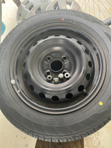 アクアタイヤセット　外したタイヤ4本処分込み