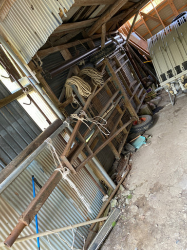 農機具等の運搬トレーラー