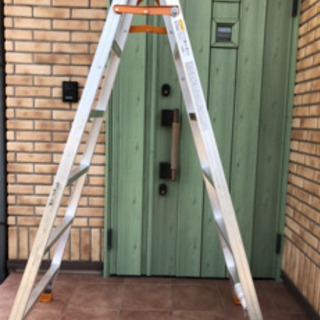 脚立 ★お引き取り先決まりました。　※ネット決済ではありません。