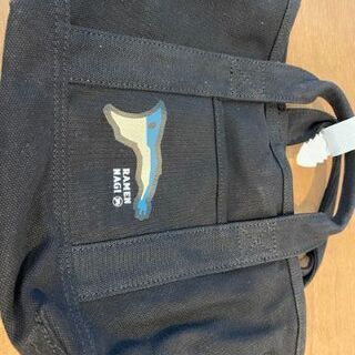 黒　煮干し絵　ポーチ　34cm ×　23cm  2/3