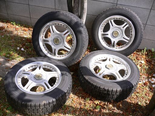 スタッドレスタイヤホイール付き