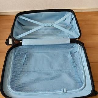 スーツケースの画像