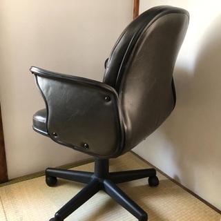 【取引中です】椅子、引き取りのみ！の画像