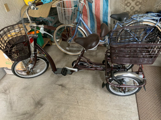 【ほとんど新品11万‼️】三輪車　前16 後20 色ブラウン