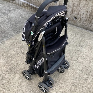 ラクイード Wドッチモ Goodbady ベビーカーの画像