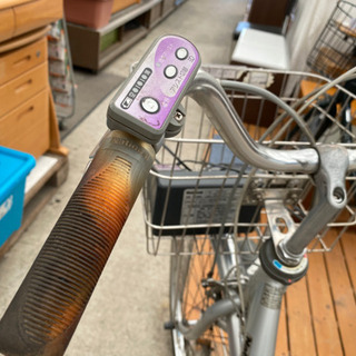 お取り置き中】カゴが二つついた電動自転車