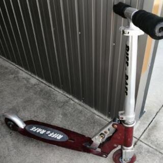 中古キックボード　赤