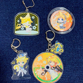 鏡音レン　缶バッジとアクリルキーホルダーセット