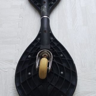 リップスティック、ブレイブボード、スケボー、スケートボードの画像