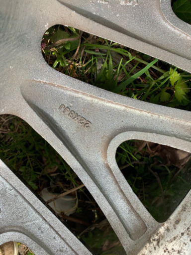 velocity vw830 22インチ　4本