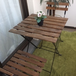 譲ります(IKEA ガーデンテーブル×1とチェアx2)