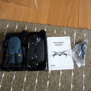 ☆EACHINE E58 ドローン カメラ付き 小型 200g以...