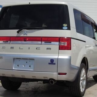 20年 デリカD5 シャモニー 4WD 両側電動スライドドア/ＨＤＤナビ/ＴＶ/後席モニター/ＨＩＤ/バックカメラ/124,624kmの画像