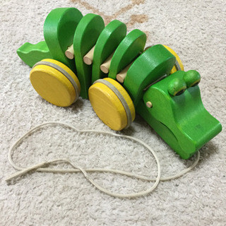 ワニの木のおもちゃ　プルトイ　カタカタ