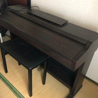 電子ピアノの画像