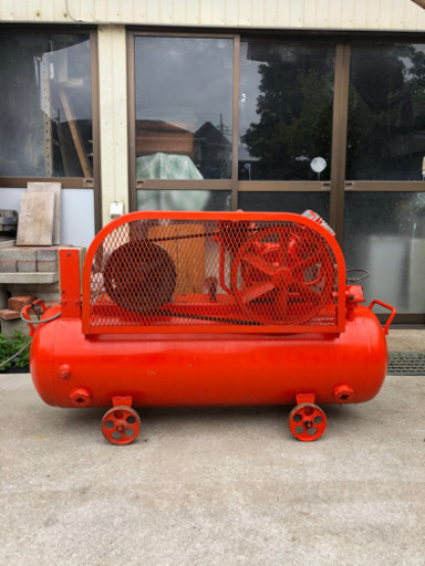 エアコンプレッサー　明治　3馬力　200V  3相　2.2kw 9.5k