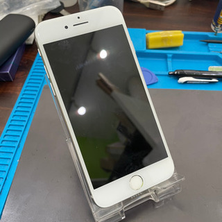 【売却済み】iPhone8 64GB シルバーSIMフリー端末