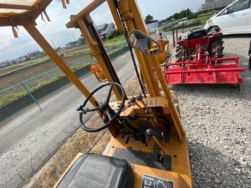 コマツ フォークリフト FG07-2　700kg　ガソリン