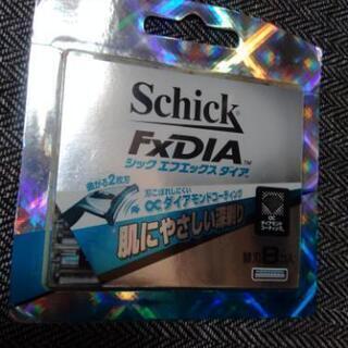 お話し中　ひげ剃り　替え刃8個入り　Shick FxDIA