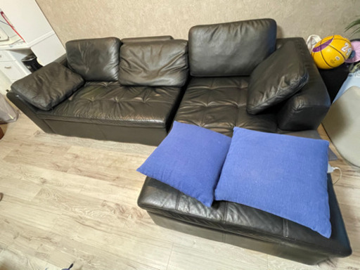 合皮ソファ　大きめ