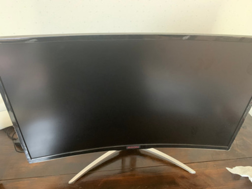 31.5インチのゲーミングモニター