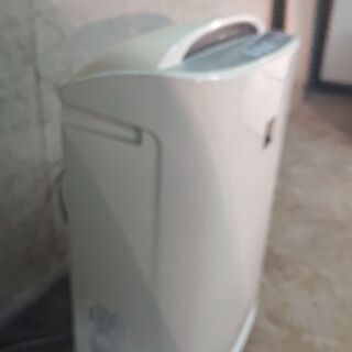 【配送可】シャープ SHARP 2014年製 加湿空気清浄機 KC-B50-W 中古品 2021/4/24投稿の画像