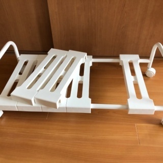 収納用物置きの画像
