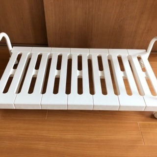 収納用物置き