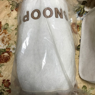 スヌーピー　クッションの画像